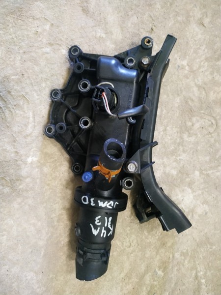 Корпус термостата Renault K4M813
