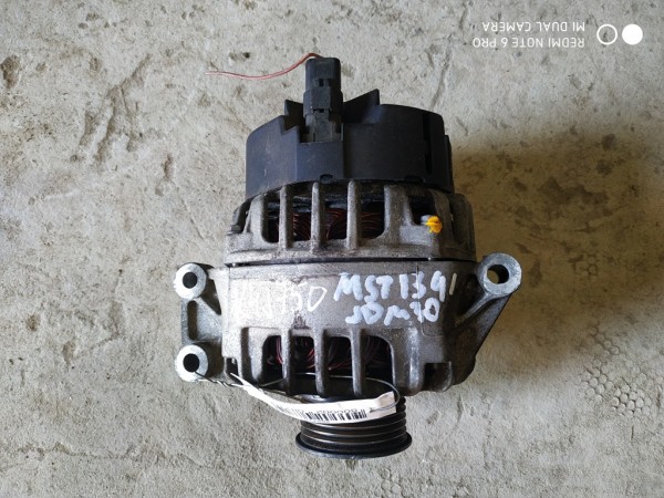Генератор Renault K4M K4J Logan Megan Symbol Scenic Clio