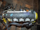 Двигатель Honda Civic D15B vtec
