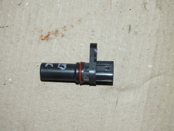 Датчик Коленвала Honda L13A L15A 37500-RAA-A01 Датчик Коленвала Honda L13A L15A 37500-RAA-A01