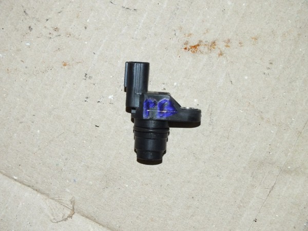 Датчик распредвала Honda L13A L15A 37510-PNB-003