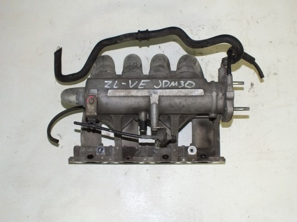 Коллектор впускной Mazda Familia ZL-VE BJ5W Коллектор впускной Mazda Familia ZL-VE BJ5W