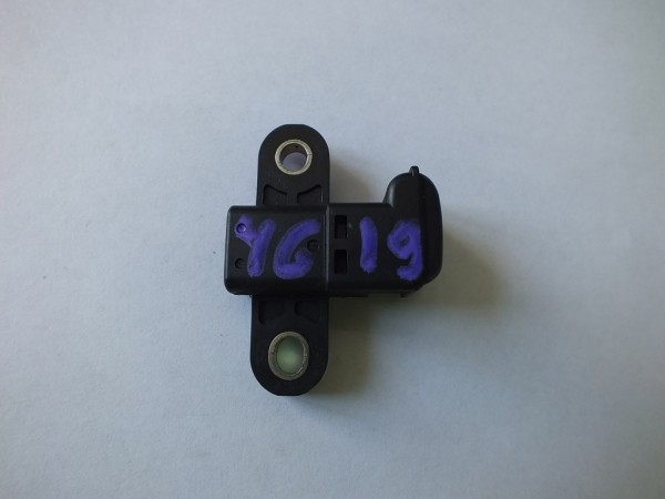 Датчик коленвала MMC Colt Z25 Z27 4G15 4G19 MR985156