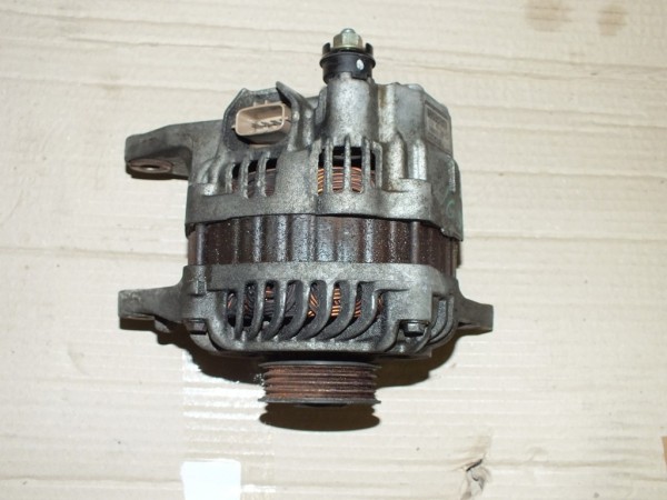 Генератор Mitsubishi 4G93 1800A002  105A