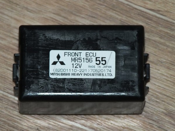 Front ECU Mitsubishi MR515655