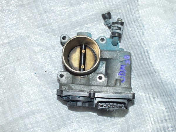Дроссельная заслонка Mitsubishi 4A90 4A91 MN195709