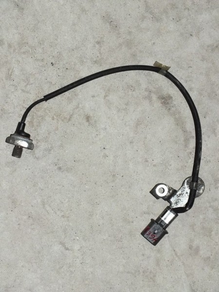 Датчик детонации MMC 4G69 MN137468