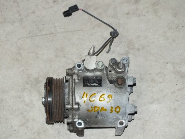 Компрессор Кондиционера 4G69 MR958135