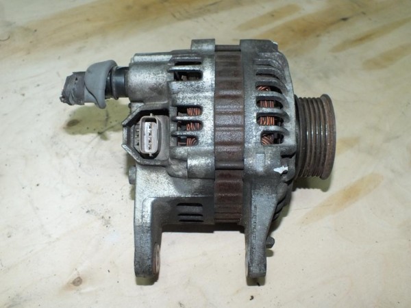 Генератор Mitsubishi 4G63 4G64 4G69 MD377790