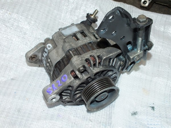 Генератор Nissan SR20DE 23100-4N010