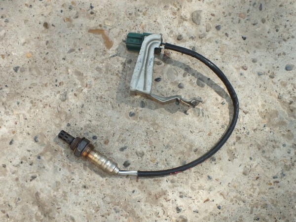 Лямбда Nissan 22690-AX000  QG13 QG15 QG16 QG18