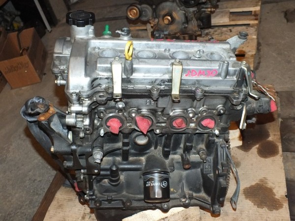 Двигатель 1SZ-FE 1.0L Toyota Platz Vitz Yaris
