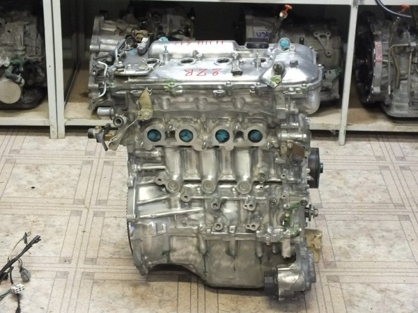 Двигатель Toyota 2ZR-FE 1.8L Двигатель Toyota 2ZR-FE 1.8L